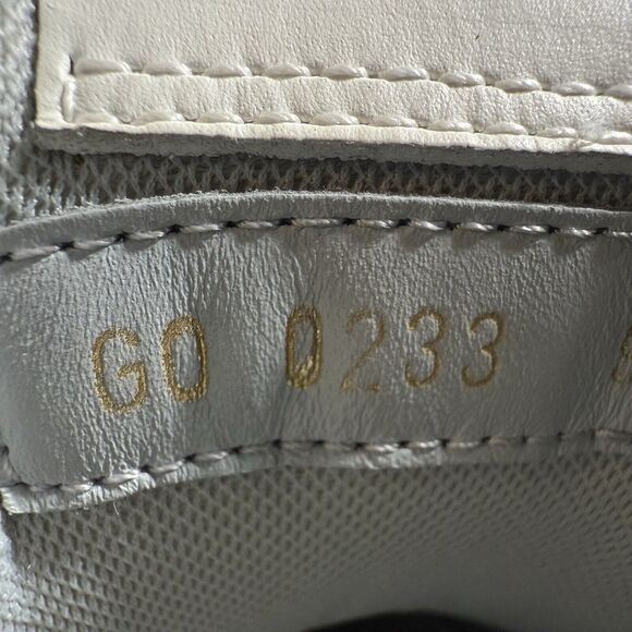 Louis Vuitton LV Trainers White Sneakers – Size 9 US Authentic-Used - Picture 12 of 14